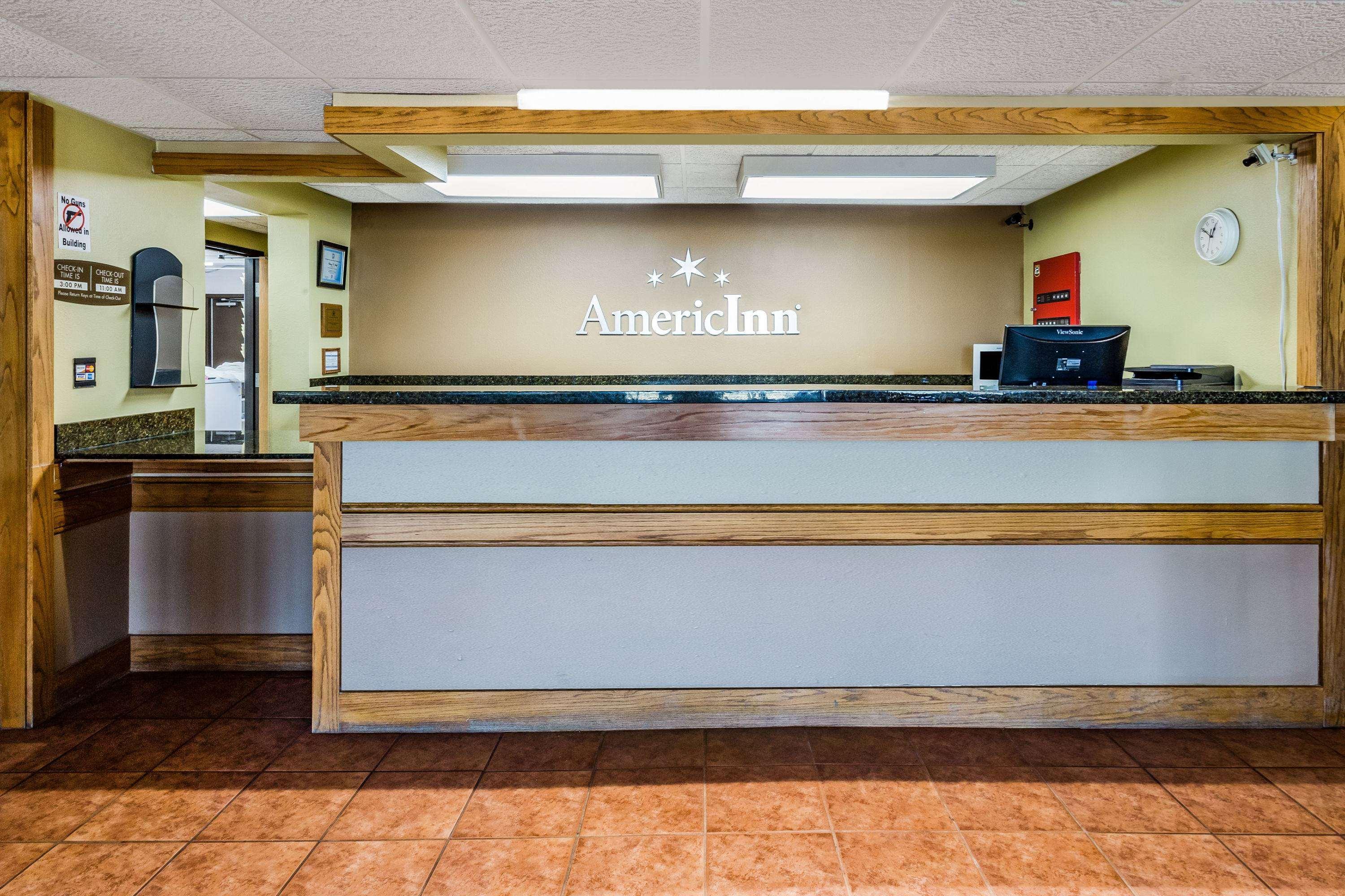 Americinn By Wyndham Blue Earth Экстерьер фото