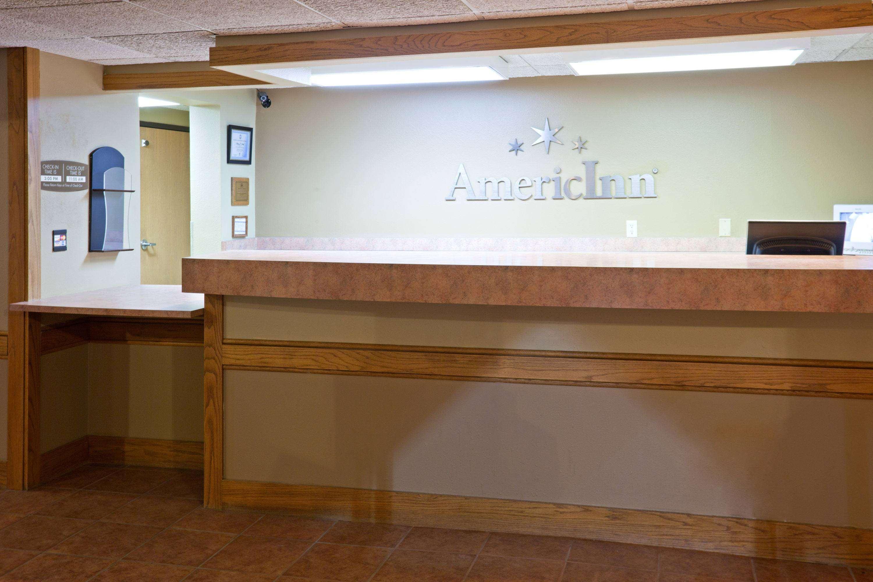 Americinn By Wyndham Blue Earth Экстерьер фото